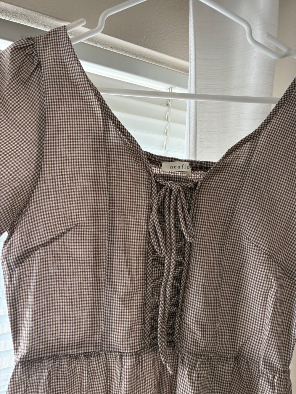 Neuflora - Picture 2 of 3
